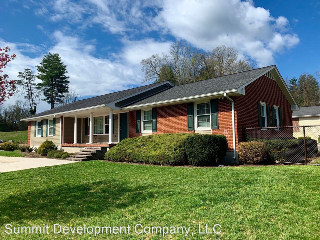 607 Third Avenue AB Apartments 607 3rd Ave, Radford, VA 24141 Zumper