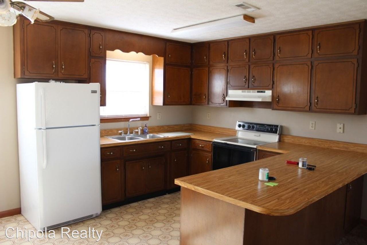 1077 Sunday Rd - Photo 3 of 12