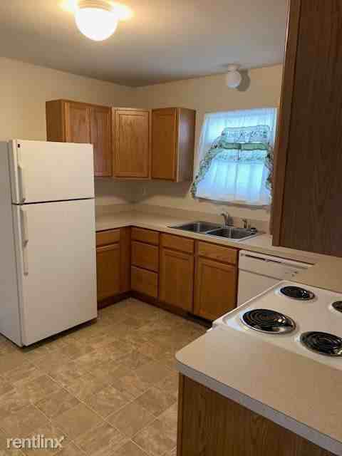 1080 Finchs Hill Rd - Photo 3 of 4