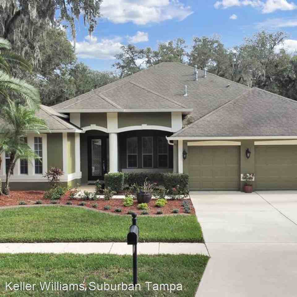 919 Hickory Fork Dr - Photo 2 of 41