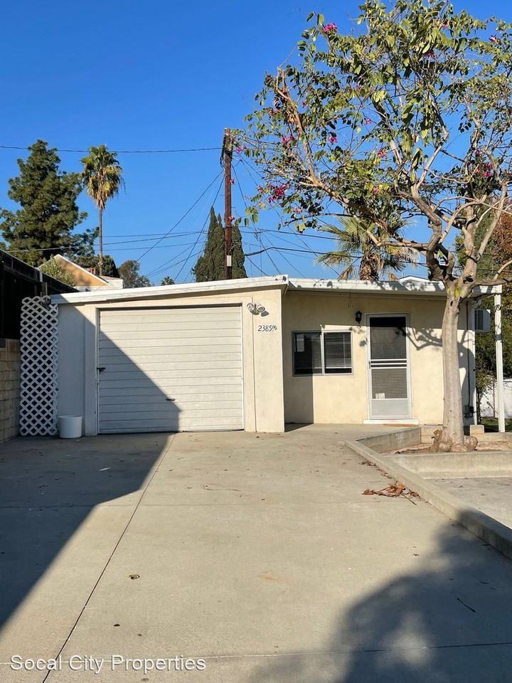 2389 Laverna - Photo 2 of 17