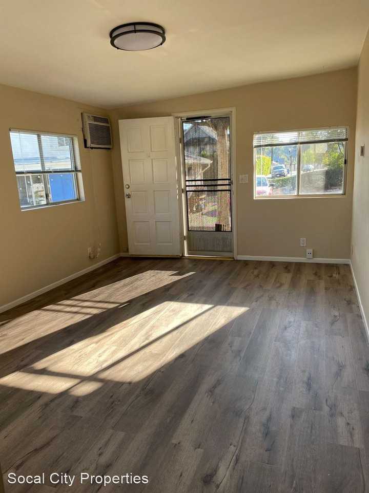 2389 Laverna - Photo 3 of 17