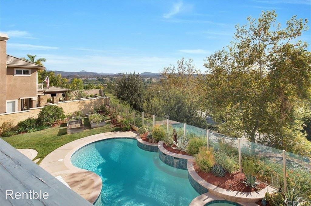 10 Danville Ln - Photo 2 of 36