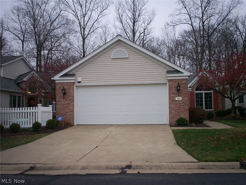 7241 Baldwin Reserve Dr - Photo 2 of 7