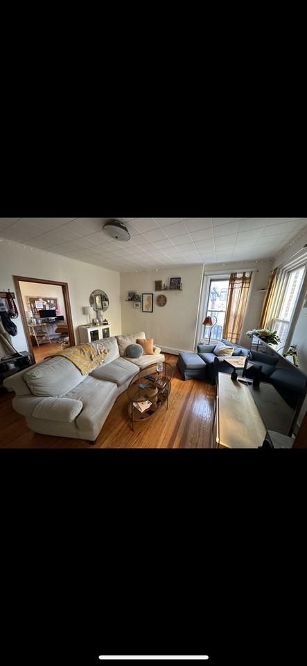 364 Sixth St - Photo 2 of 11