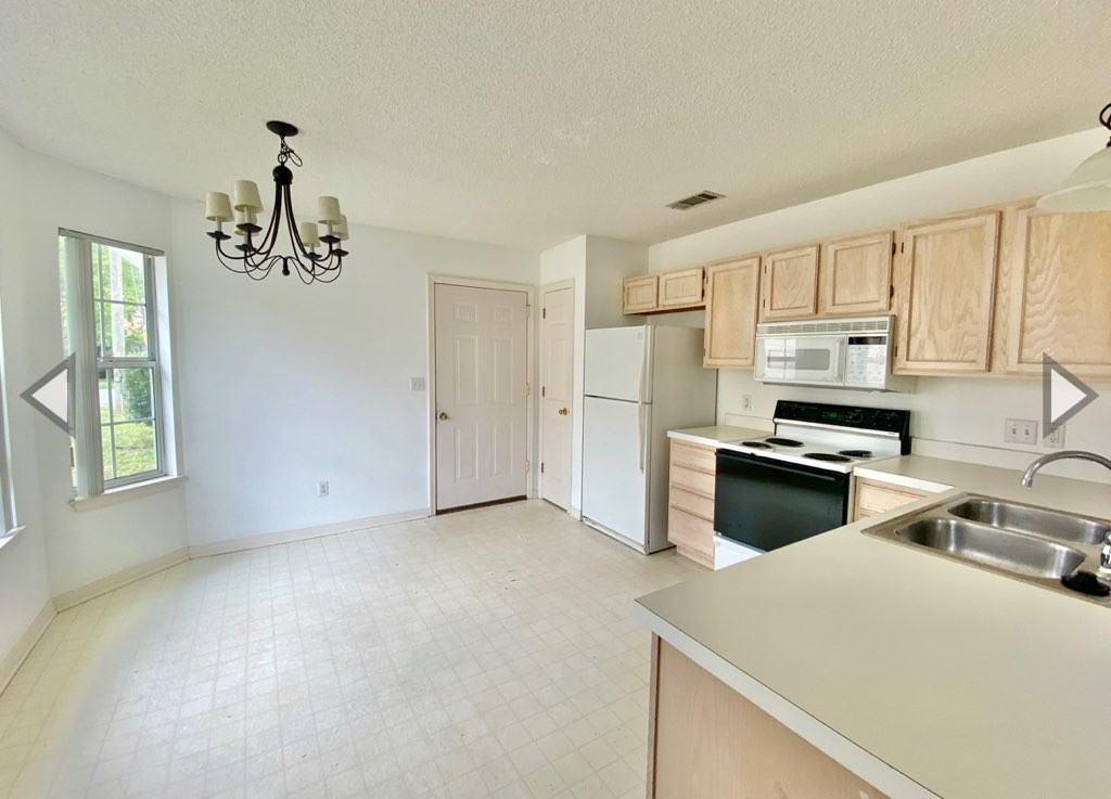 1914 Summer Hills Ln #1 - Photo 5 of 12
