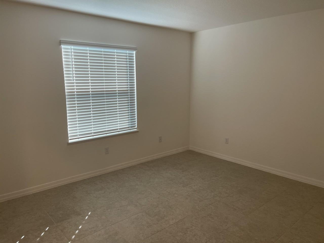 2415 Roygaris St Nw #1 - Photo 7 of 20