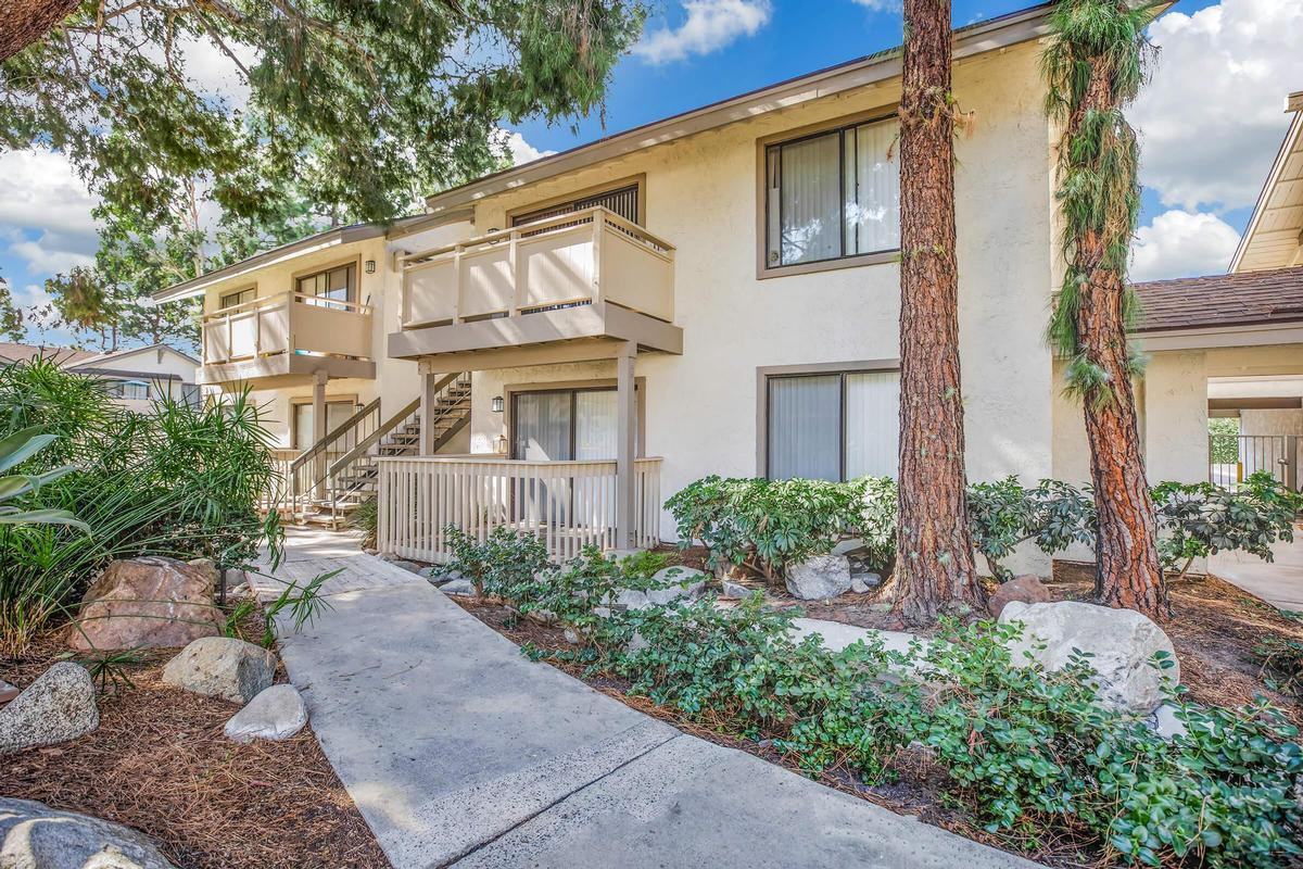 3825 Garden Grove Blvd - Photo 2 of 13