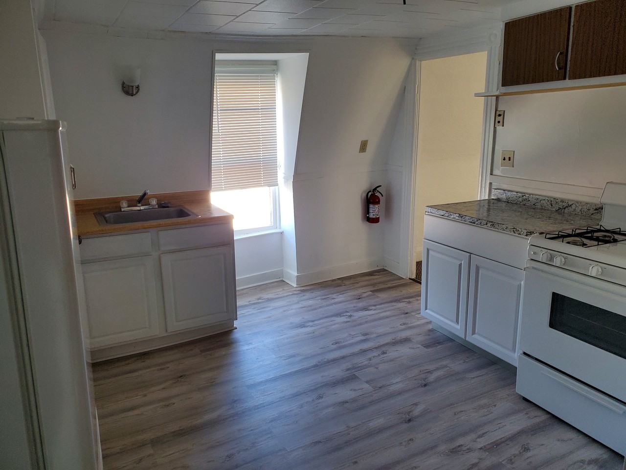 1164 ster Ave 3, Utica, NY 13501 3 Bedroom Apartment for 1,150