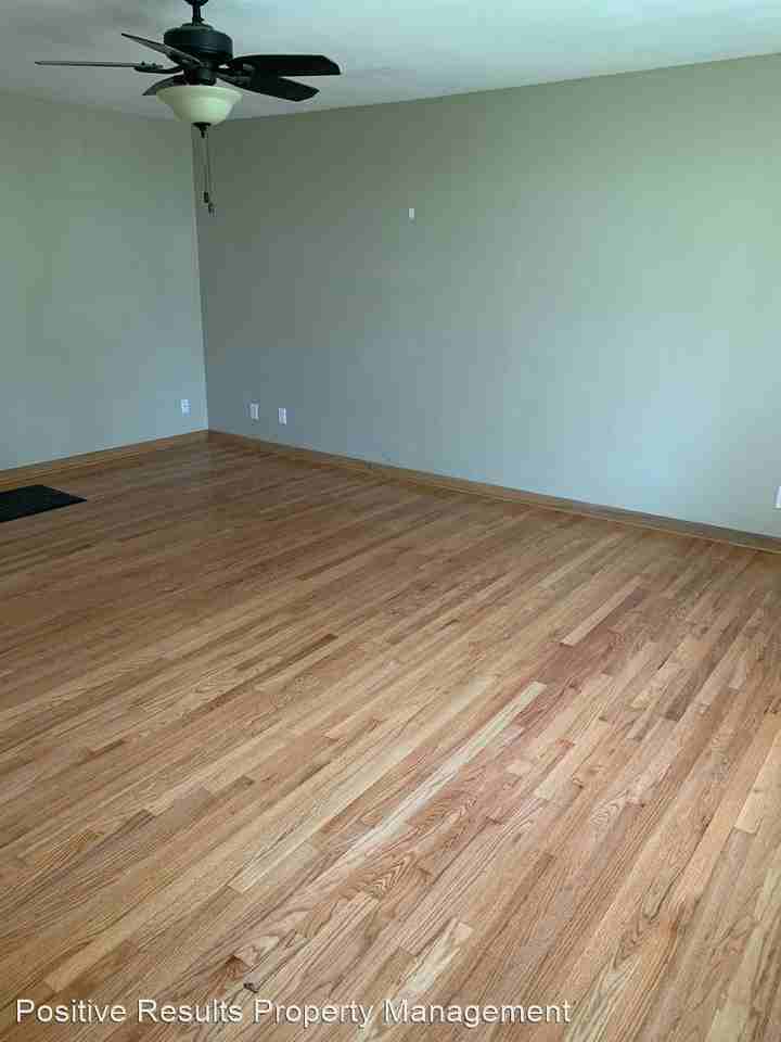 1607 Greenwood Ave. - Photo 2 of 13