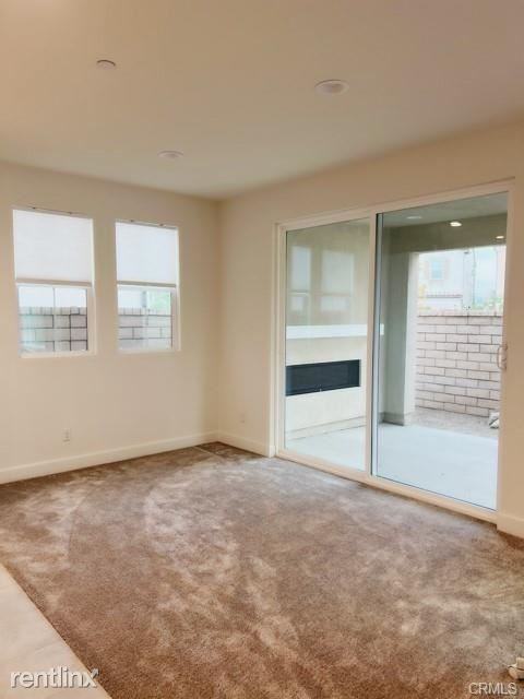 1218 E Providence Loop - Photo 2 of 10