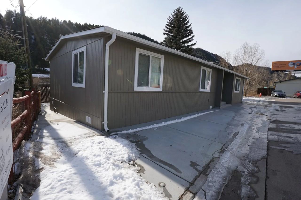 613 613 Miner St Idaho Springs CO 80452 - Photo 2 of 10