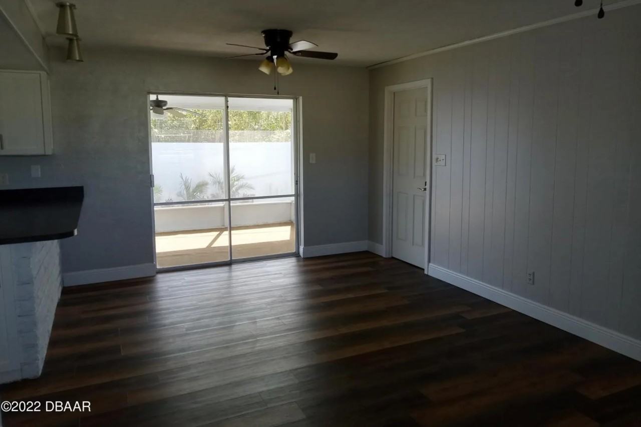 240 Ellicott Dr - Photo 3 of 13