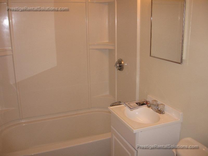 89 Plympton St #17 - Photo 3 of 9