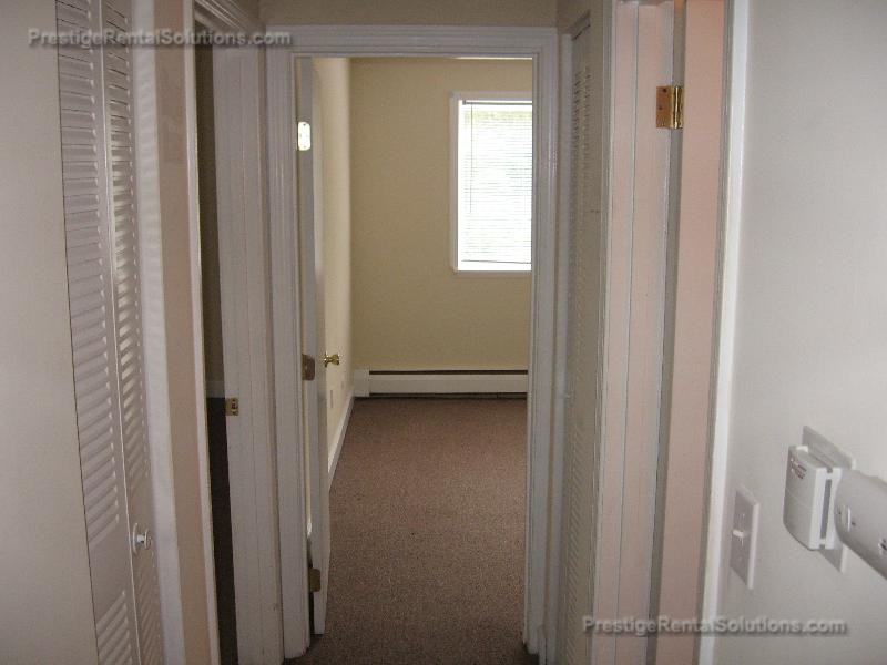 89 Plympton St #17 - Photo 6 of 9