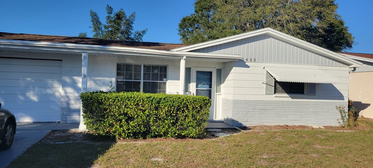 3623 Holiday Lake Dr - Photo 2 of 11