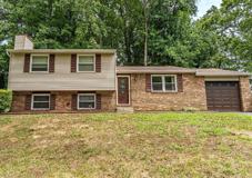 2126 Briarwood Dr - Photo 1 of 1