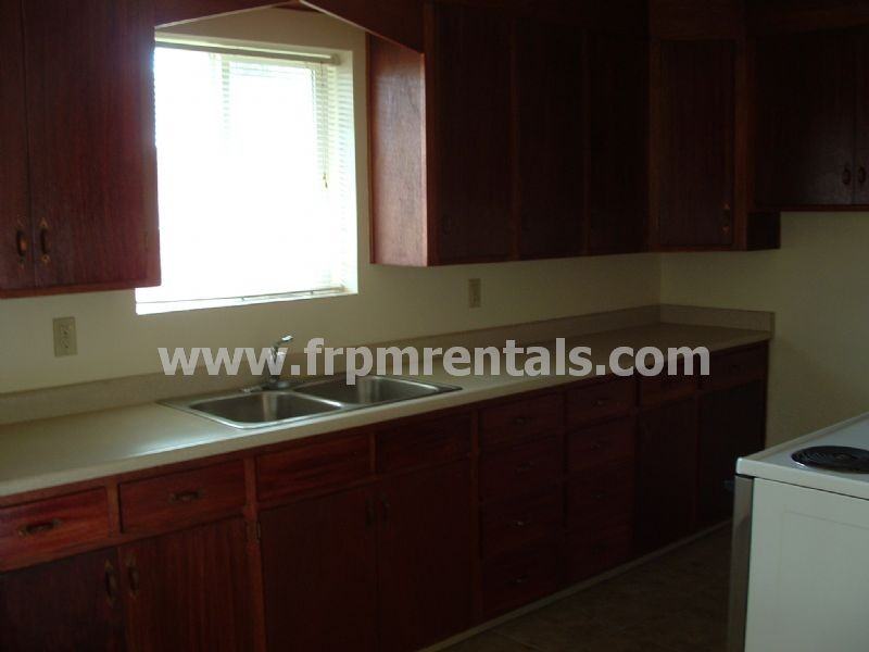 1219 Martin St - Photo 3 of 7