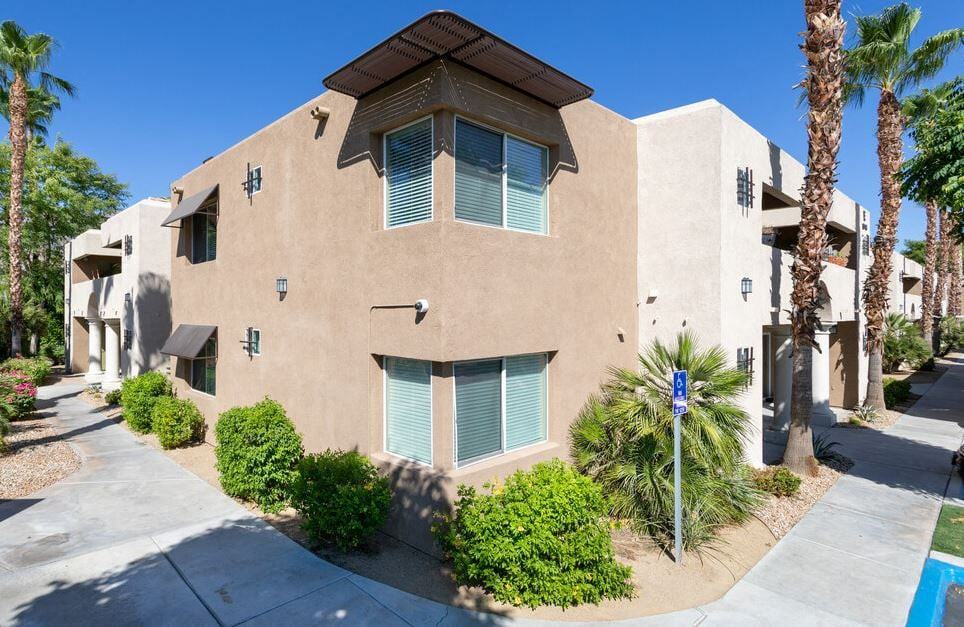 Villa Boutique Apartment Homes - Photo 5 of 29