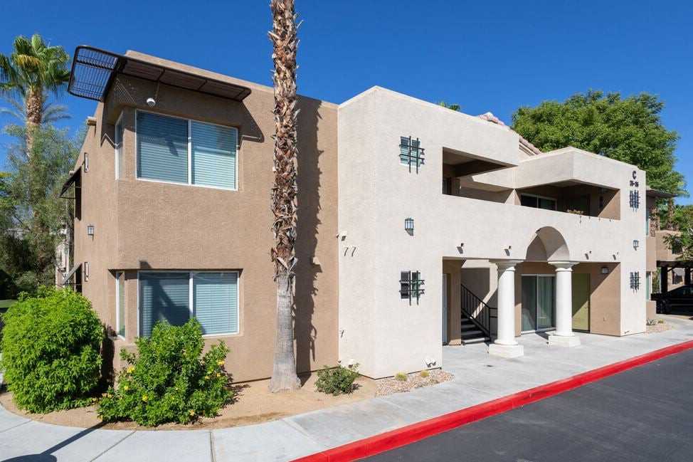 Villa Boutique Apartment Homes - Photo 6 of 29