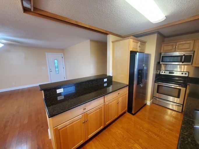 2131 Waylife Ct - Photo 3 of 14