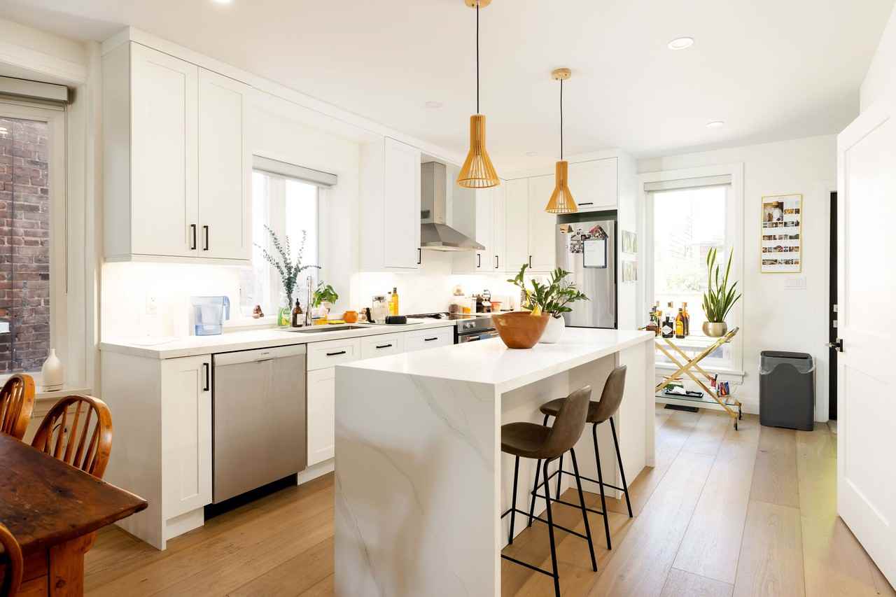 Trinity Bellwoods - Photo 4 of 26