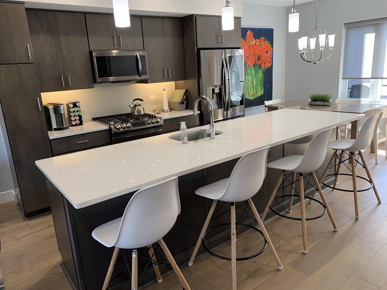 312 47th St #1 - Photo 3 of 16