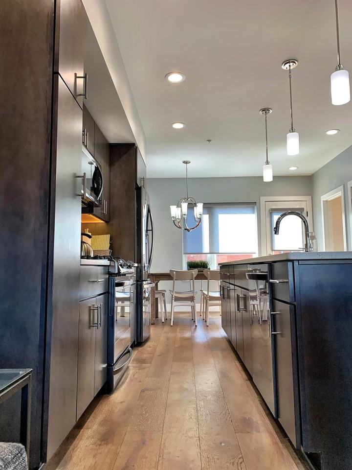 312 47th St #1 - Photo 4 of 16
