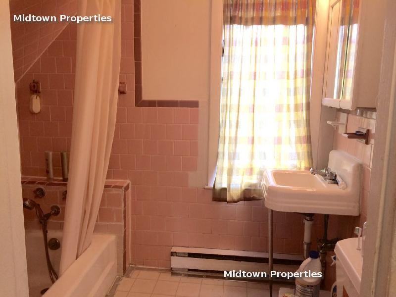 230 Broadway - Photo 3 of 4