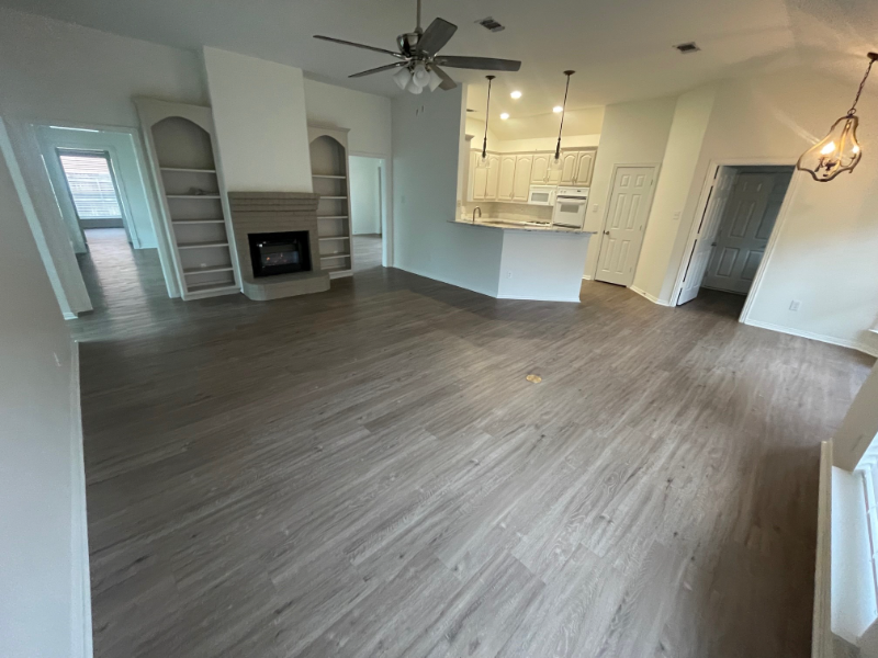 3212 Riverwood Dr - Photo 3 of 15