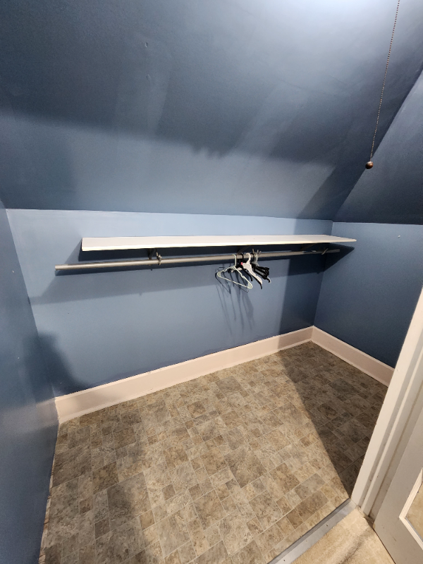 807 English St Uppr - Photo 2 of 17