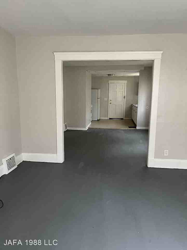 1988 West 54th Street - Photo 3 of 21