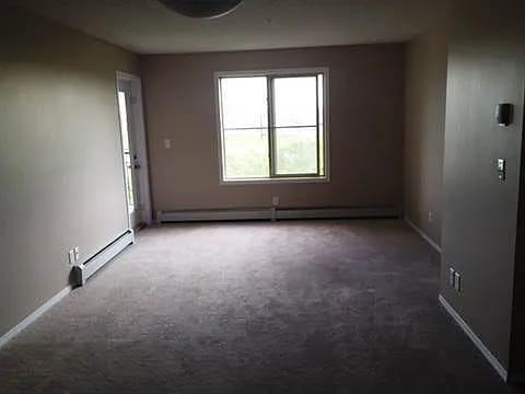 12035 22 Avenue Southwest - Photo 3 of 9