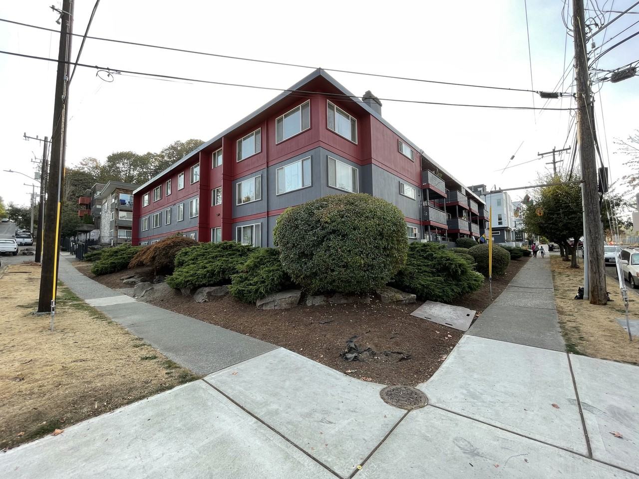 5205 39th Ave S - Photo 3 of 22