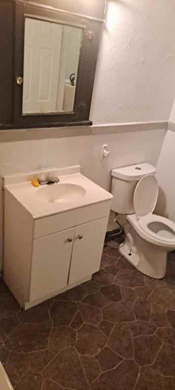 861 Glenwood Ave Front Single, Buffalo, NY 14211 - Photo 3 of 9