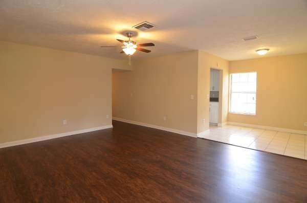 8026 N Ola Ave - Photo 2 of 25