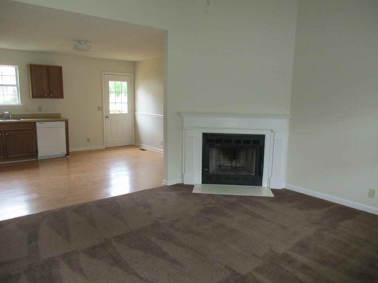 4277 Valley Grove Dr - Photo 2 of 6