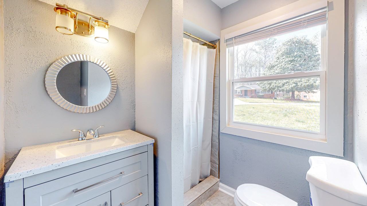 Whitworth Dr Sw - Photo 7 of 13