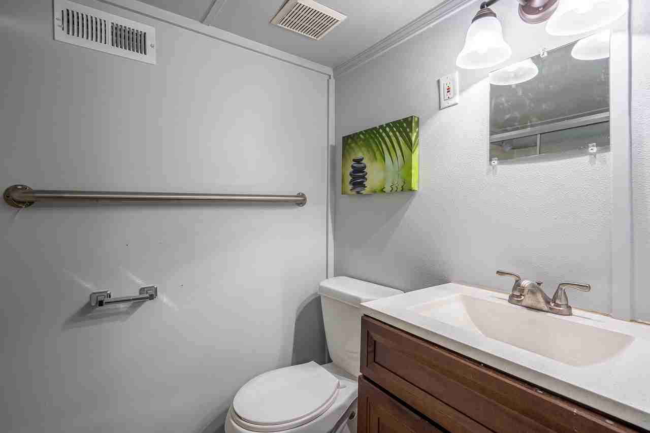 Stark Ct - Photo 7 of 21