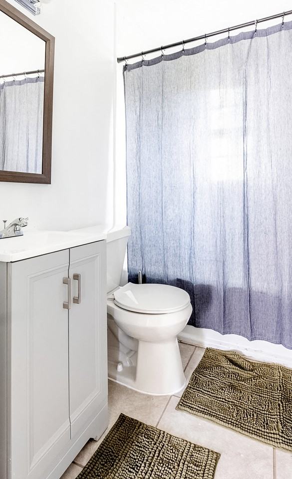 Custer St - Photo 6 of 8