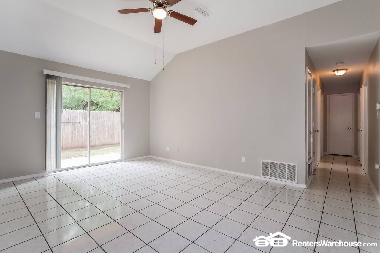 1320 Paco Trl - Photo 2 of 10