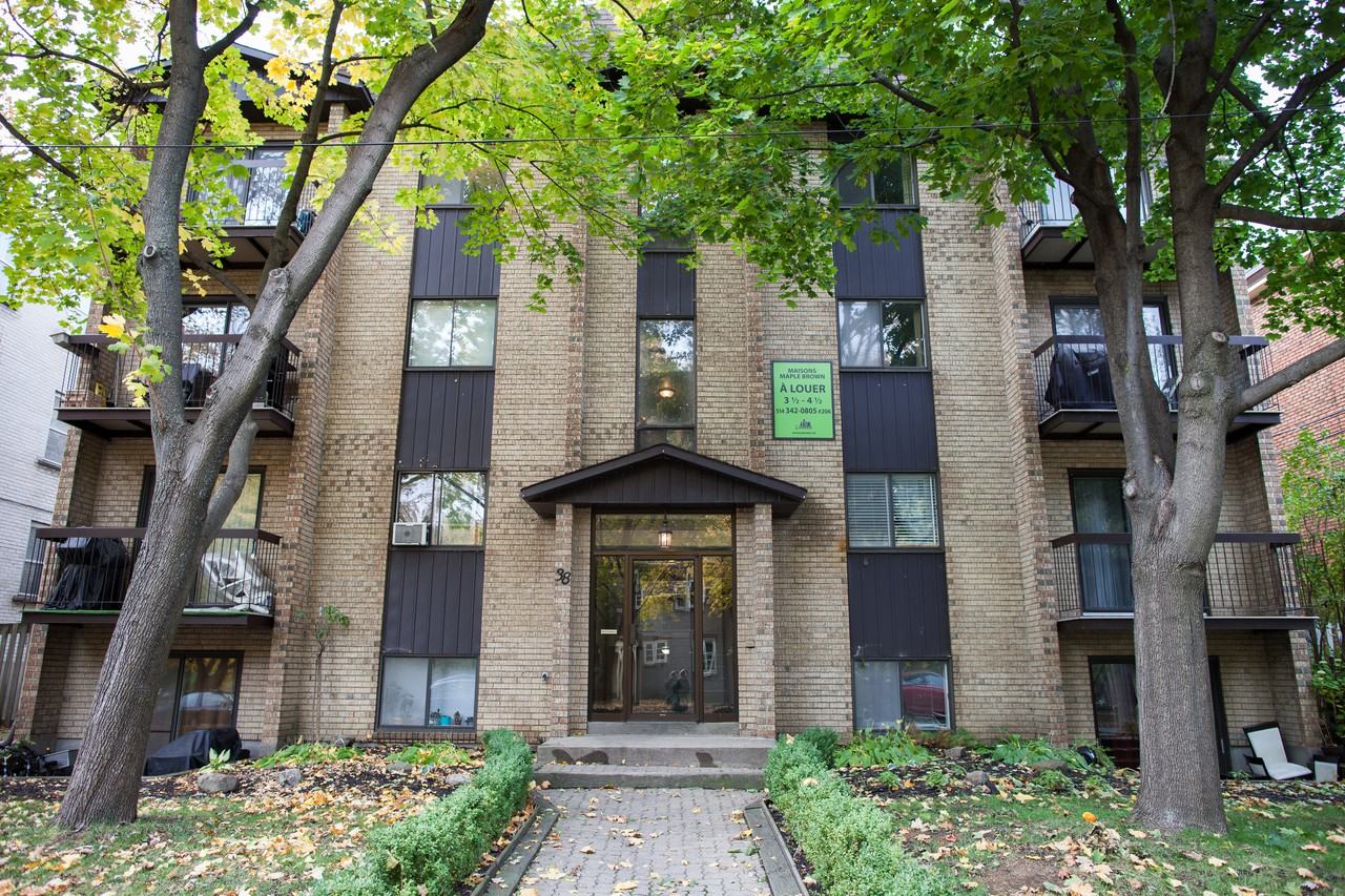 38 Rue Maple Apartments in SainteAnnDeBellevue, SainteAnnede