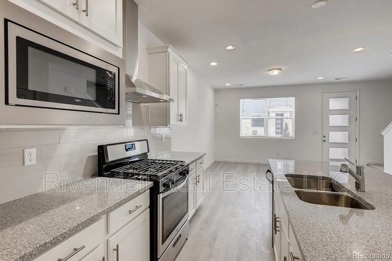 7840 Horsebrush Ln #B - Photo 3 of 15