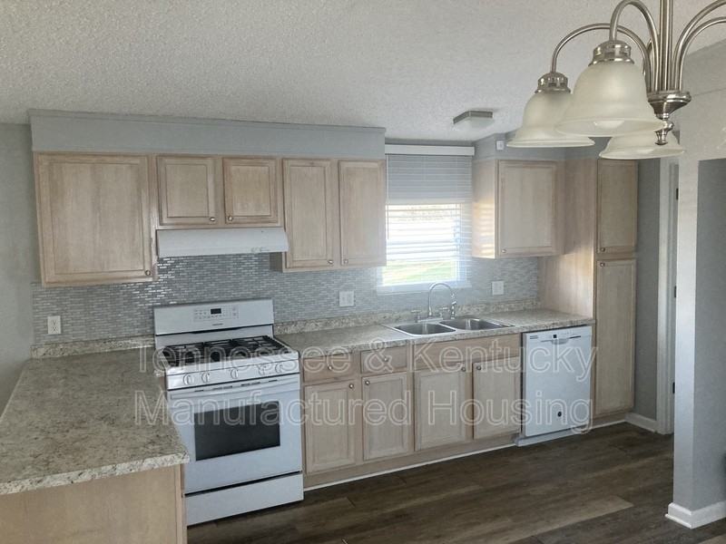 207 Cumberland Ln - Photo 2 of 10