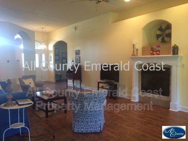 4403 Sonoma Cir - Photo 3 of 19