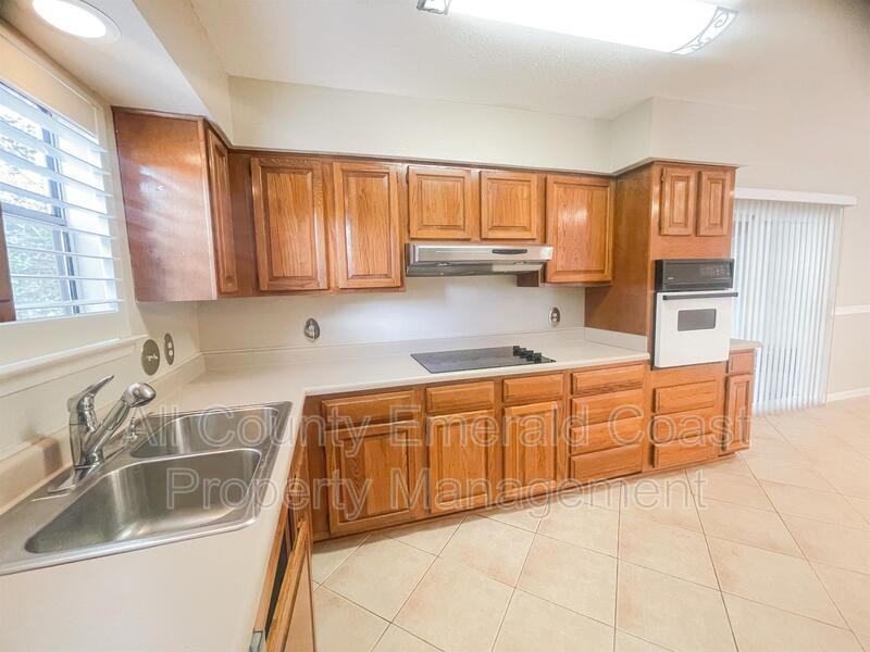 539 Azalea Dr #10 - Photo 5 of 15