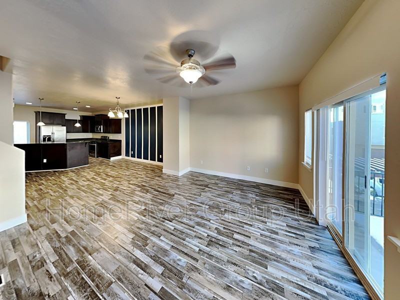 130 W Canley Vale Ln - Photo 6 of 33