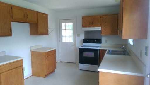 4308 Parker Loop Rd - Photo 3 of 13