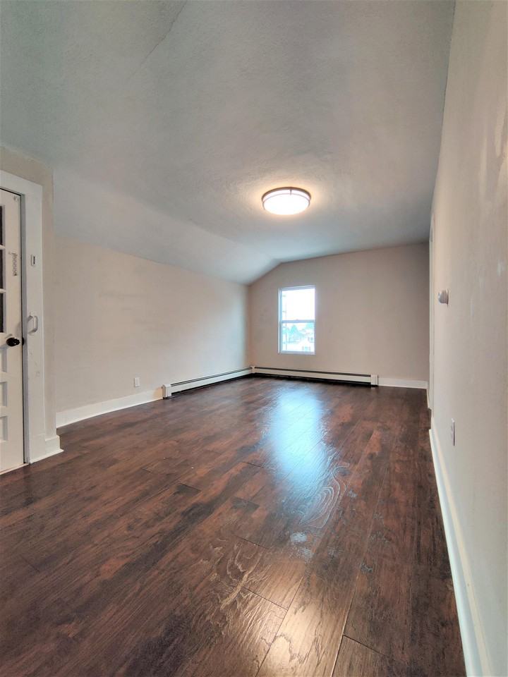 116 S Wolfe St #2 - Photo 2 of 8