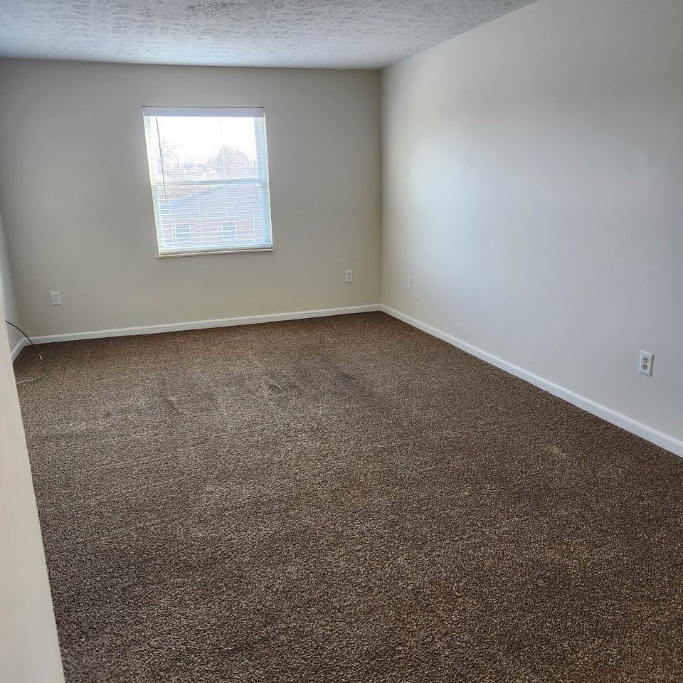 1316 Chinook Trl #1316-2 - Photo 2 of 9